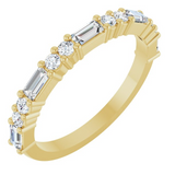 Lady's 14K Yellow Gold Diamond Band | Size 7