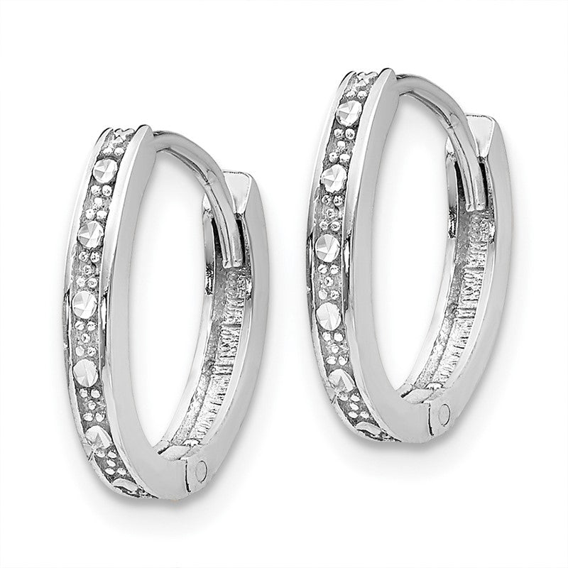 14k White Gold Diamond-cut Oval Hinged Hoop Earrings TL562