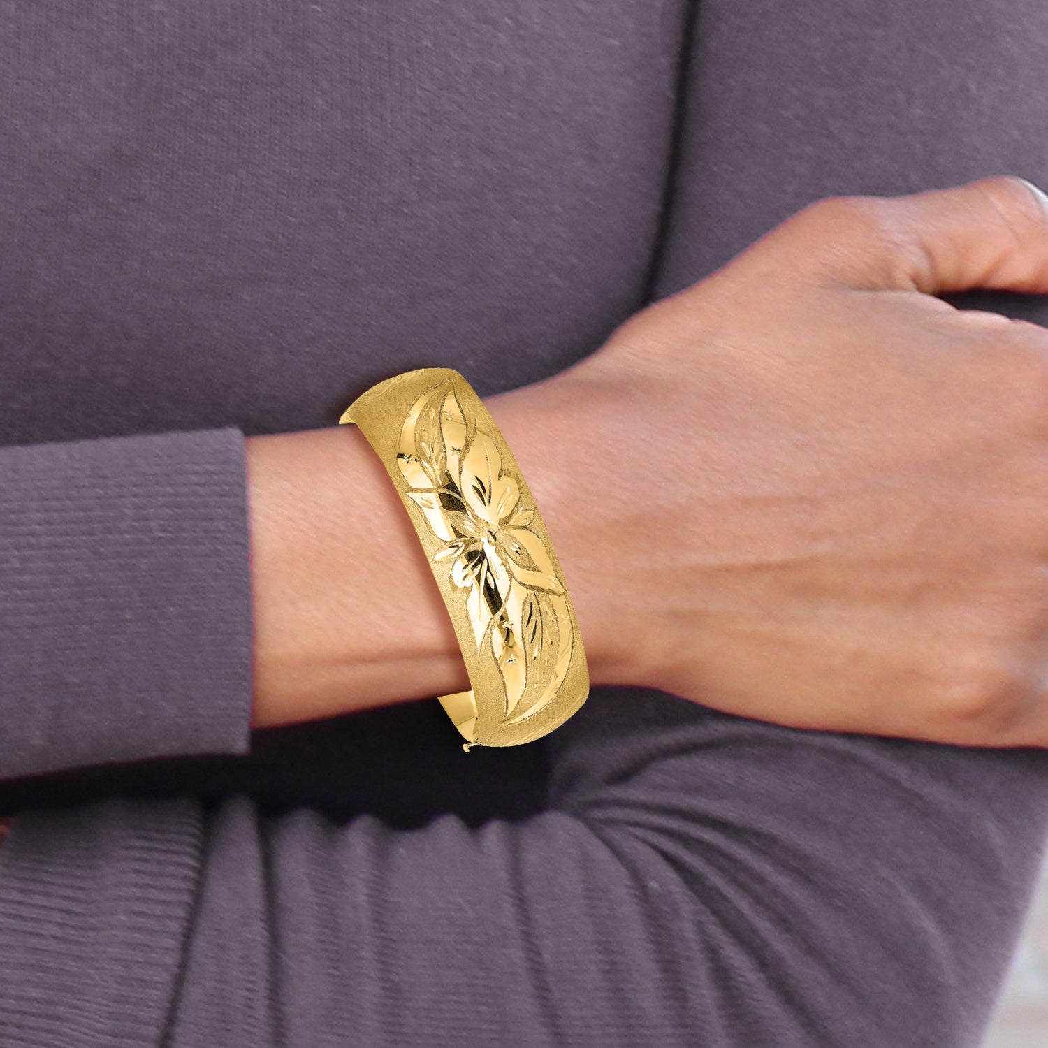 14k 13/16 Oversize Florentine Engraved 20.00mm Hinged Round Bangle Bracelet FE13/16O