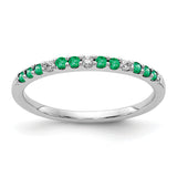 14k White Gold Diamond and Emerald Band RM5737