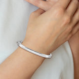 14k White Gold 5.3mm Polished Solid Hinged Oval Bangle Bracelet XB259