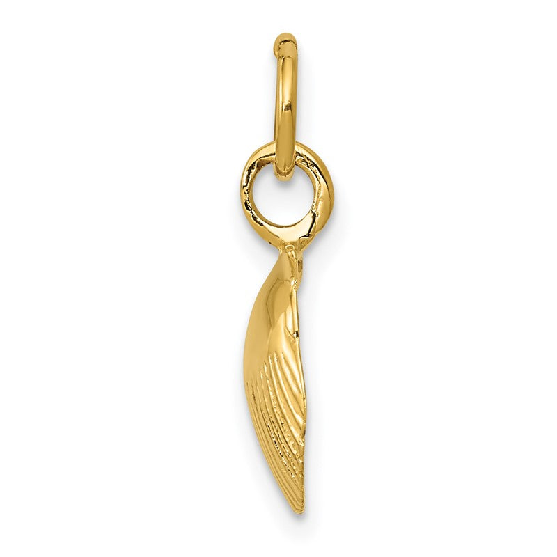 14k Seashell Pendant K1900