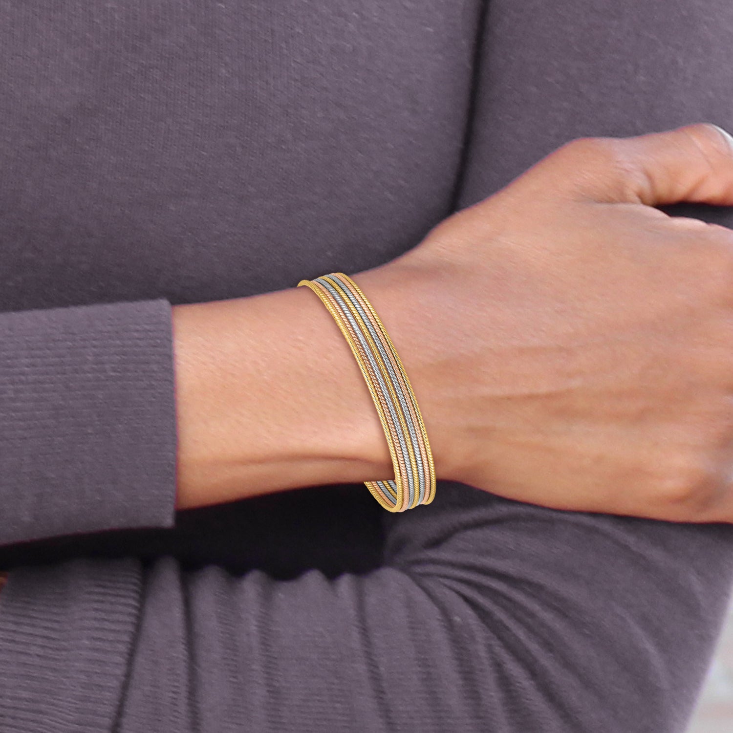 14K Tri-color Polished and Textured with Dangle Heart 7-Strand 11.00mm Slip-on Round Bangle Bracelet DB533